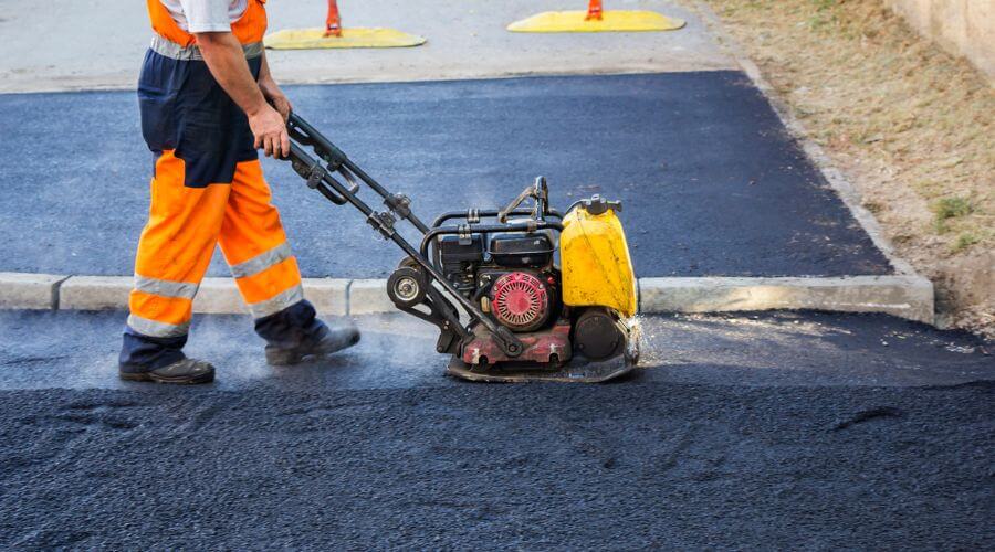 Professional gutter cleaning in Amidon, ND